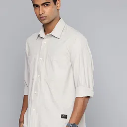 Flying Machine Textured Casual Shirt image 2