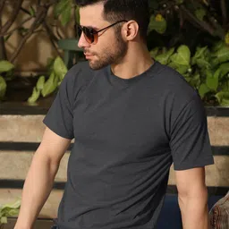 EAZY Men 2 Pockets T-shirt image 5