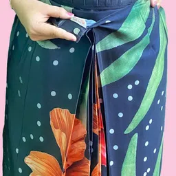 RACHNA Ready to Wear Floral Saree With Blouse image 4