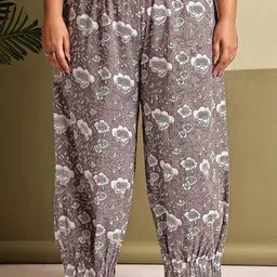theRebelinme Women Floral Printed High-Rise Easy Wash Trousers-image-32