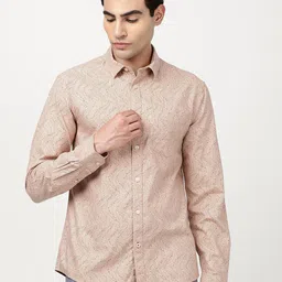 Indian Terrain Chevron Printed Spread Collar Long Sleeves Regular Fit Classic Casual Shirt image 1