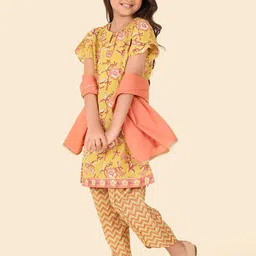 Fabindia Girls Ethnic Motifs Printed Pure Cotton Straight Kurta With Trousers & Dupatta image 5