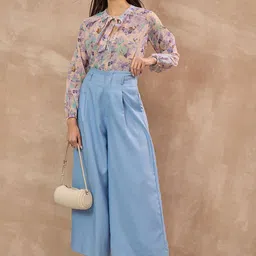 all about you Floral Printed Tie-Up Neck Top image 4