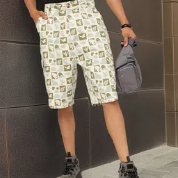 Men Retro Remix Printed Knee-Length Cargo Shorts-image-5
