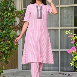 Indi INSIDE Women Striped Regular Pure Cotton Kurta Set with Contrast Hand Block Detailing-picture-19