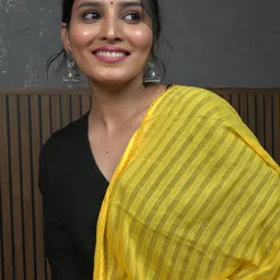 HELLA FASHIONS Striped Dupatta image 4