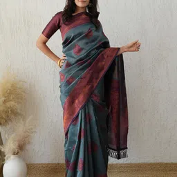 Dori Woven Design Silk Blend Banarasi Saree-picture-21