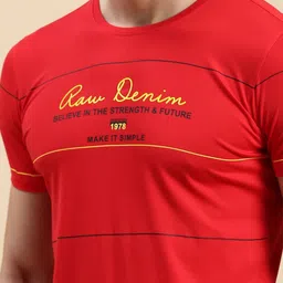 SHOWOFFFF Men Typography Printed Slim Fit T-shirt image 2