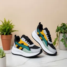 WEARISH Men Colourblocked Sneakers-picture-15