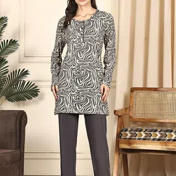 Kanvin Women Abstract Printed Top & Pyjamas Night Suit-image-34