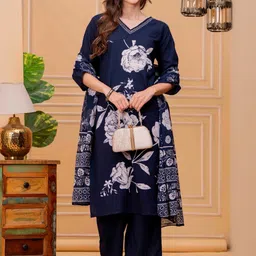 HIGHLIGHT FASHION EXPORT Women Floral Printed Cotton Kurta with Trousers & Dupatta-picture-24