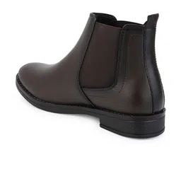 Layasa Men Chelsea Boots image 4