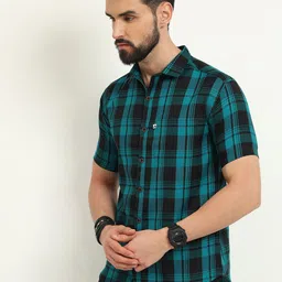 ALLWIN PAUL Men Classic Shepherd Checks Opaque Checked Casual Shirt image 4