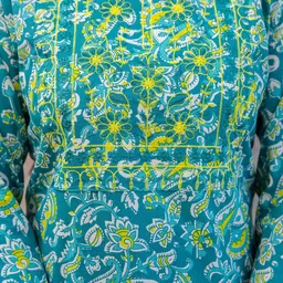 Pjyot by surhi Women Floral Embroidered Thread Work Kurta image 5