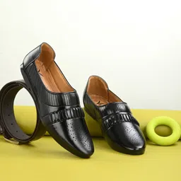 vellinto Cool Traditional Jutis For Men Mojaris For Men Nagra For Men Casuals For Men Casuals For Men image 5