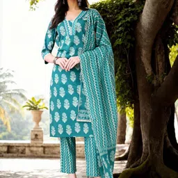 Anouk Floral V-Neck Printed Pure Cotton Kurta With Trouser And Dupatta image 2
