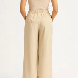 Nyaro Women Relaxed Trousers image 3