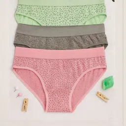 FiveFlag Women Pack Of 3 Printed Outer Elastic Briefs-image-79