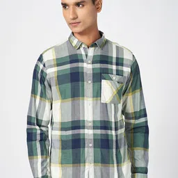 SF JEANS by Pantaloons Men Hood Tartan Checked Cotton Slim Fit Casual Shirt-picture-12