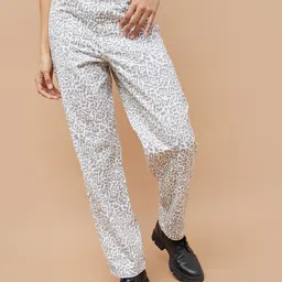 Ginger by Lifestyle Women Cotton Straight Fit High-Rise Jeans-image-17