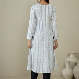 MASSTANI BY INDDUS Woven Design Keyhole Neck Cotton A-Line Kurta image 3