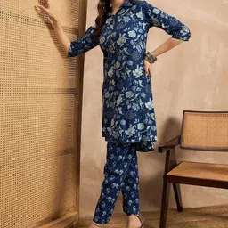 KALINI Women Paisley Printed Regular Kurti with Trousers image 4