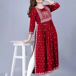 Niona Women Ethnic Motifs Printed Straight Kurta-picture-13