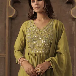 Indo Era Women Ethnic Motifs Embroidered Pleated Mirror Work Kurta Set-picture-44