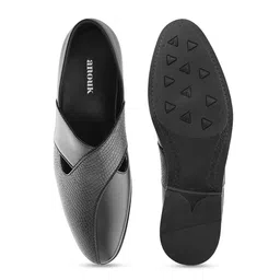 Anouk Men Textured Lightweight Loafers image 5