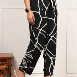 Style Shoes Pack Of 2 Abstract Printed Mid-Rise Lounge Pants image 2
