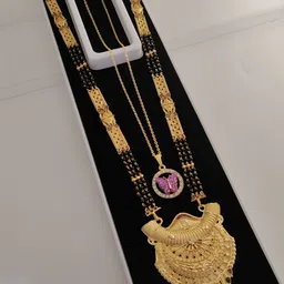 V.K.PAYAL.JEWELLERY Gold-Plated Zircon Studded & Artificial Beaded Mangalsutra With Chain-picture-38