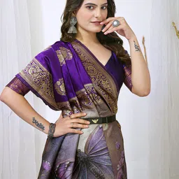 DIVASTRI Woven Design Zari Banarasi Saree with Blouse Piece image 4