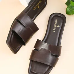 The Roadster Lifestyle Co Women Solid Party Square Shape Open Toe Flats-picture-23