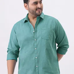 Urbano Plus Men Solid Spread Collar Pure Cotton Casual Shirt-image-89