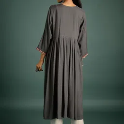 Anouk Rustic Floral Embroidered Yoke Design A-Line Kurta image 5