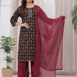 Style N Trend Women Multi Kurta Sets image 1