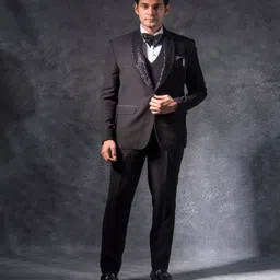 Denis Parkar Men Embroidered 5-Pieces Tuxedo Suit image 3