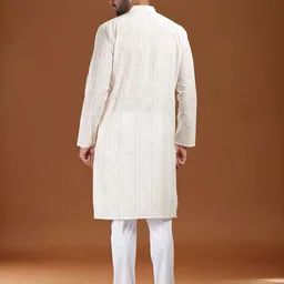 VIDYARTHI Men Striped Thread Work Kurta image 3