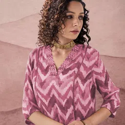 BAESD Women Printed Regular Kurta with Palazzos image 4