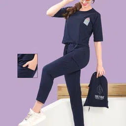 TRUNDZ Women Blue Cotton Blend Three-Quarter Sleeves Round Neck Solid Night suit-picture-21