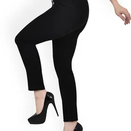 LINARIA Women Classic Slim FitJeans-image-82