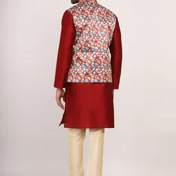 JEXI Men Ethnic Motifs Yoke Design Thread Work Kurta image 2