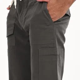 BLVNK Men Relaxed Mid-Rise Cotton Cargos Trouser image 3