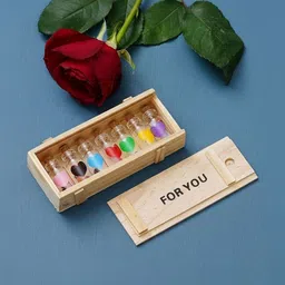 ASIDEA Unisex Beige & Red Textured 7 Messages Bottles Wooden & Glass Showpiece-1.18 Inch image 2