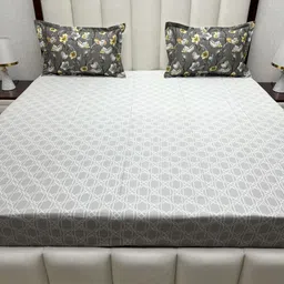 Pure Decor Royal Majestic White Printed Pure Cotton 400 TC King Bedsheet Set 2.74m x 2.74m image 5