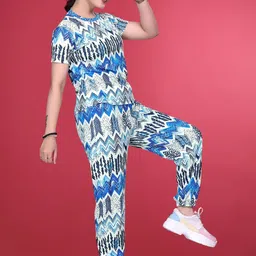 JK Creation Printed Round Neck T-Shirt & Trousers Co-Ords image 4