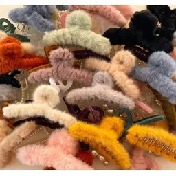 GOWRI TEX Women Set of 5 Claw Clip-picture-20