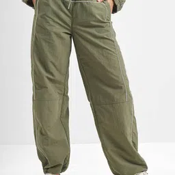 Street By Tokyo Talkies Women Relaxed Fit Mid-Rise Trousers-picture-16