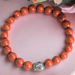 Gems Guru Unisex Buddha Red Jasper Elasticated Bracelet image 2