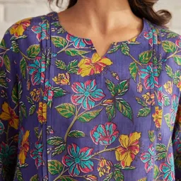 DressBerry Blue Floral Printed Round Neck Three-Quarter Sleeves Top With Trouser image 4